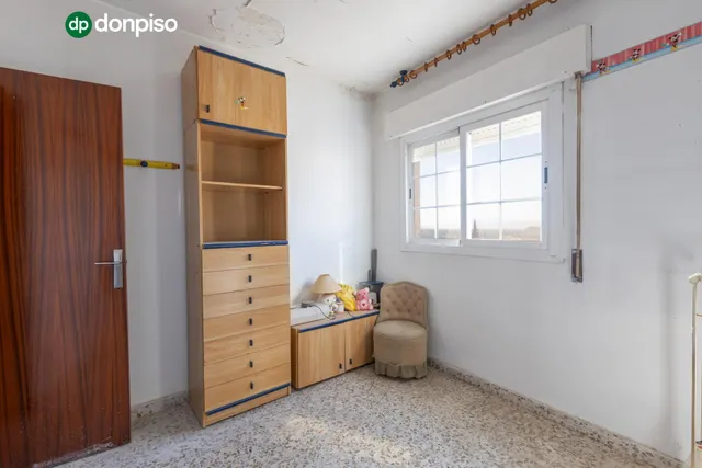 Edificio con gran potencial de inversión en La Zubia — 48