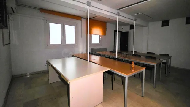Amplia oficina amueblada de 101 m2 donde históricamente oper - foto 4