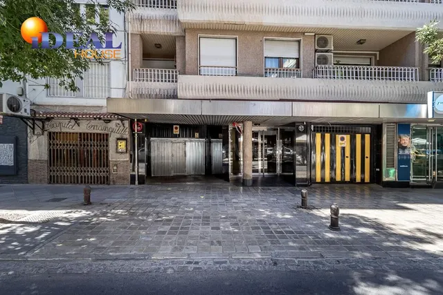 PLAZA DE GARAJE JUNTO A RECOGIDAS — 2