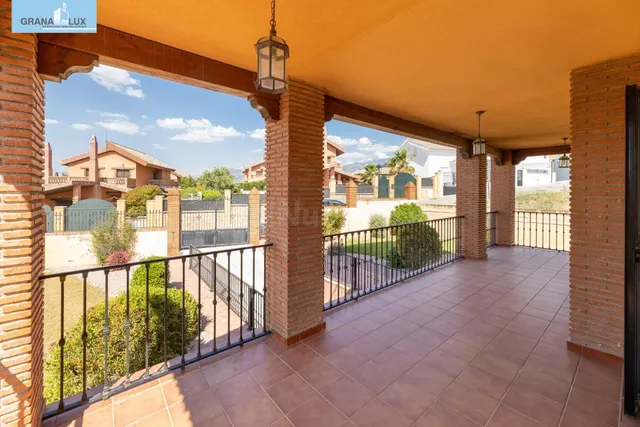 Maravillosa vivienda unifamiliar en Cañadas del Parque - foto 5