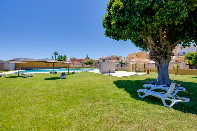 ESTUPENDA CASA REFORMADA CON LICENCIA TURÍSTICA EN JARDÍN DEL MAR III, TORREVIEJA ☀️ — 8