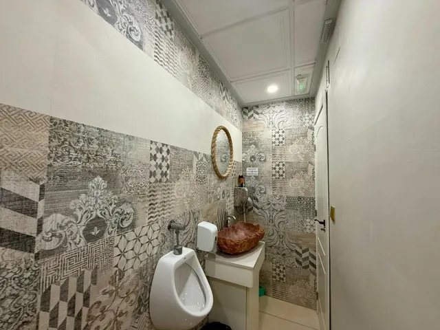Local comercial 101m² en venta - Los secanos — 29