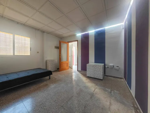 EXCELENTE OPORTUNIDAD: CASA DE 86 m2 EN PARCELA DE 120 m2 EN SAN AGUSTÍN (Junto a PAU II)  PRECIO: 220.000 € — 9