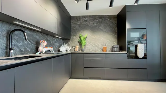 Exclusivo ático dúplex con solárium privado y vistas panorám - foto 2