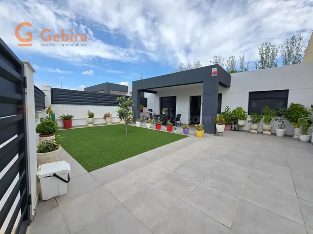 CASA OBRANUEVA TODA EN UNA SOLA PLANTA (PARC CENTRAL) CUNIT