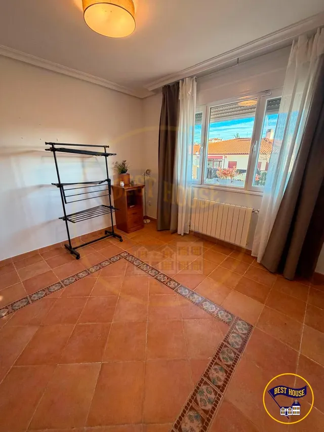 Chalet en venta en arcas del villar — 7
