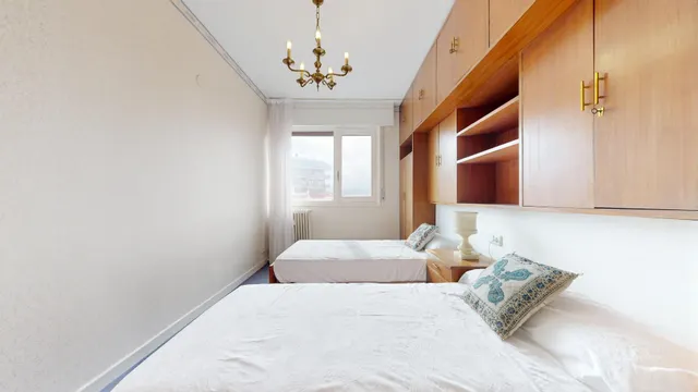 Espacio y vistas en Begoña — 26