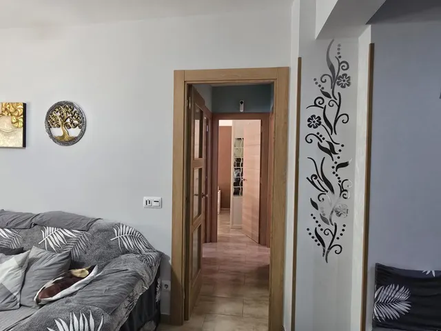 Piso reformado , 3 habitaciones zona de Barrio de Ventas — 11