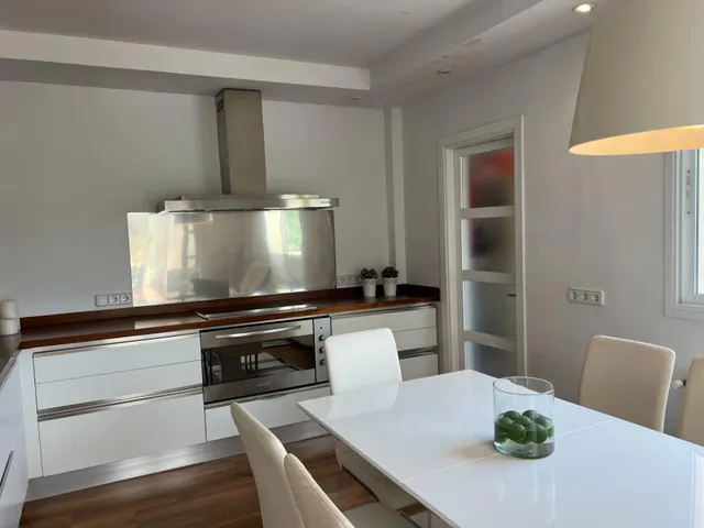 FINCA RÚSTICA EN VENTA CON PISCINA Y JARDÍN — 14