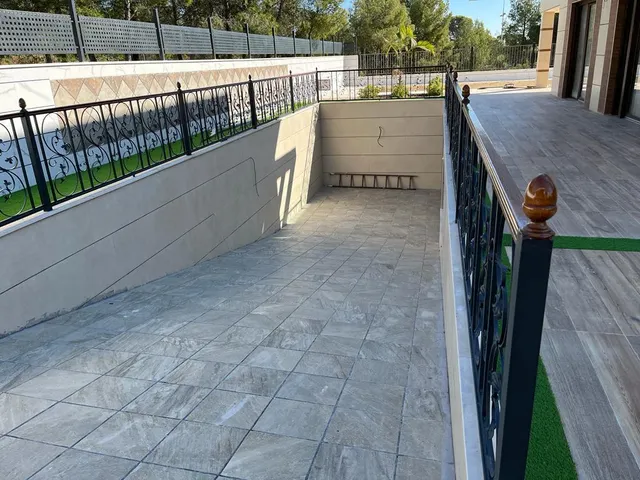 Se venden 2 maravillosas viviendas de obra nueva, zona Sierra Cortina- PRECIO NEGOCIABLE — 46