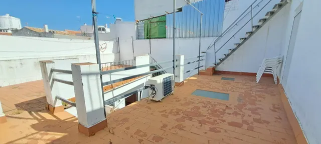 Amplia vivienda con terrazas y azotea privada en Brenes, a solo 20 minutos de Sevilla!! — 34
