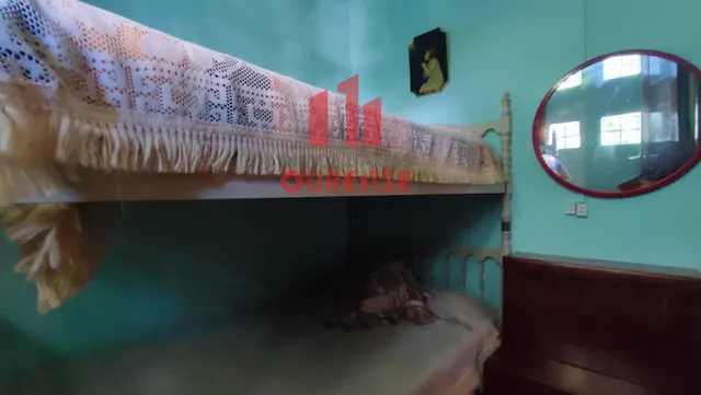 CASA DE PIEDRA CON PATIO Y TERRAZA CON BUENAS VISTAS EN LA ZONA DE CASTRELO. — 23