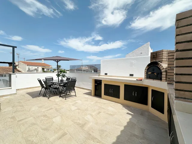 Espectacular vivienda de diseño con piscina privada — 28