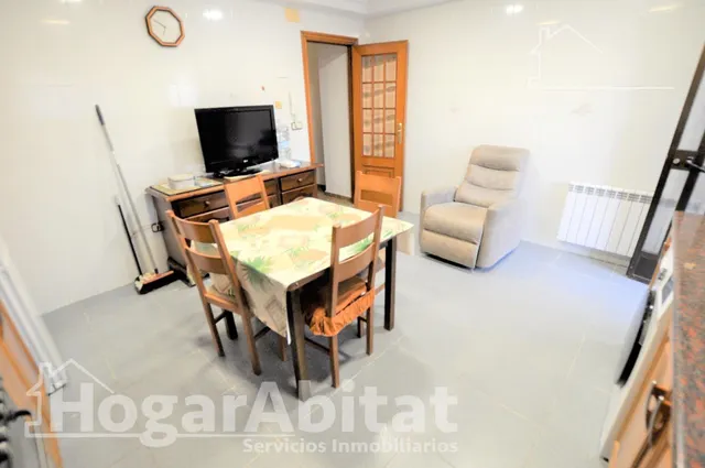 Casa amplia y luminosa con tres terrazas y gran garaje, en el centro — 34