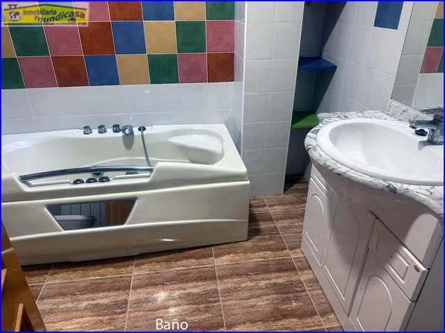 Amplia Casa en el Centro de Santomera - Oportunidad Única por €320,000 — 18