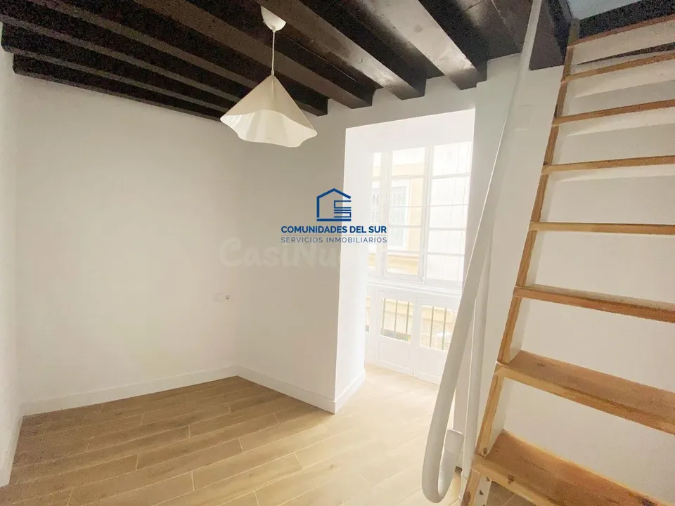 Moderno Piso Reformado en el centro de Cádiz
