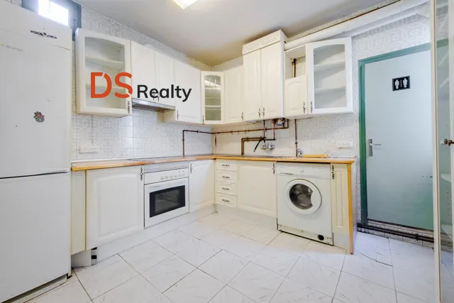 Ds realty presenta | piso 3+1 con dos balcones en malasaña. — 30