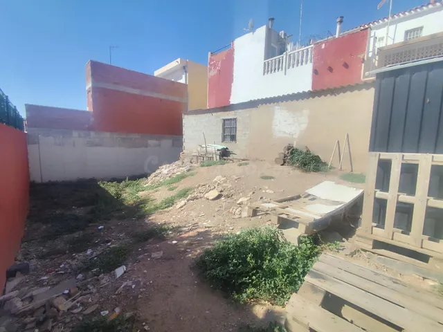PARCELA EN VENTA URBANIZABLE, BARRIO PERAL - foto 2