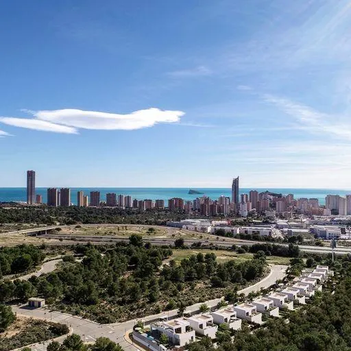 Villa independiente  con magnificas vistas a Benidorm — 8