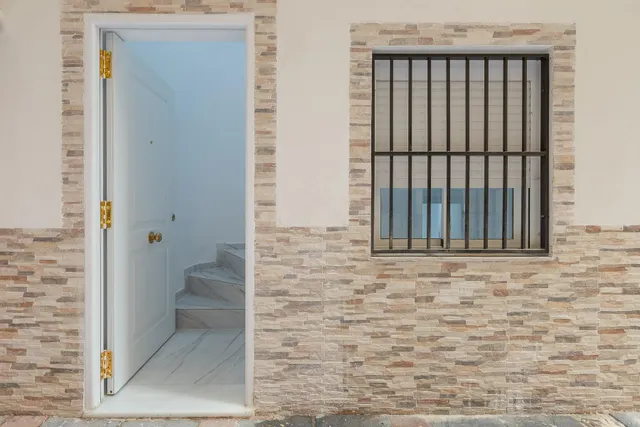 ESTUDIOS A ESTRENAR JUNTO PUERTO DEPORTIVO FUENGIROLA — 17