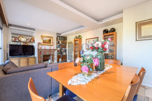 Ático esquinero con terraza de 125m2 y vistas panorámicas a toda Barcelona en sant antoni — 11