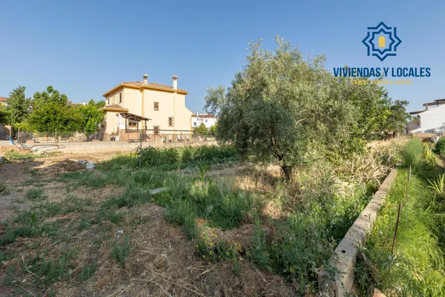 TERRENO URBANO 1060m EN LA ZUBIA — 10