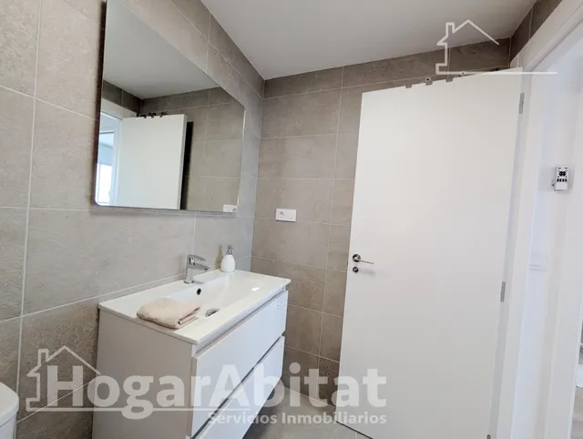PRECIOSO ÁTICO SEMINUEVO CON PISCINA, GARAJE Y TRASTERO — 40