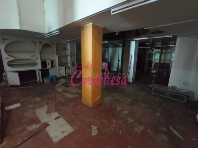 LOCAL COMERCIAL EN ZONA CRUZ CONDE — 5