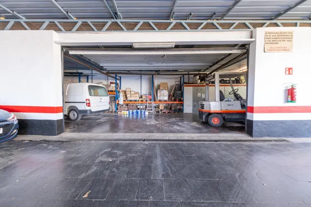 NAVE DE 513 M2 TOTALMENTE TECHADA – ESPACIO, FUNCIONALIDAD Y POTENCIAL — 4