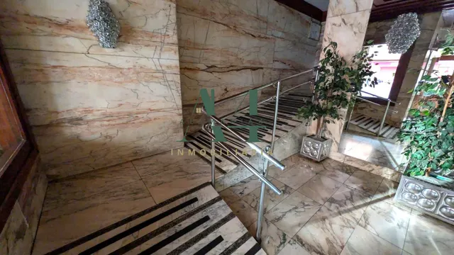 Amplio Piso en la Cruz de los Caídos - Oportunidad Única — 37