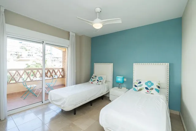 Chalet 4 habitaciones 371m² en venta - Riviera del sol — 41