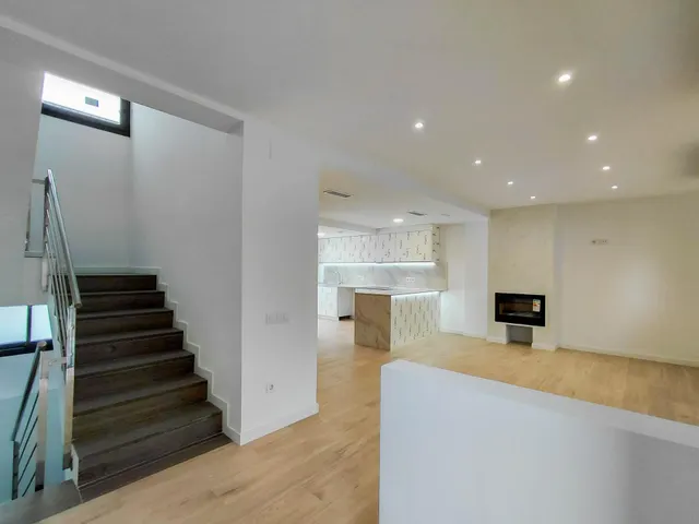CASA EN VENTA A ESTRENAR EN SANT PERE DE RIBES – LES ROQUETES, TOCANDO VILANOVA I LA GELTRÚ — 12