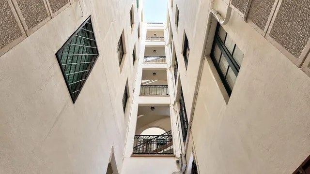 Local con trastienda en venta en calle Aragón, Barcelona: 15 - foto 3