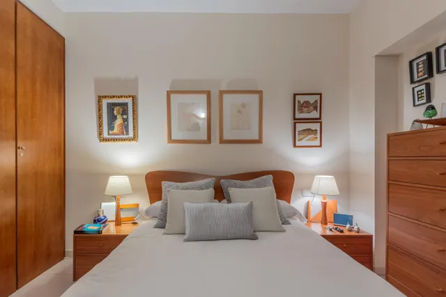 Acogedor piso de 2 dormitorios en el corazón de L'Eixample con posibilidad de alquiler de pk en la misma finca — 24