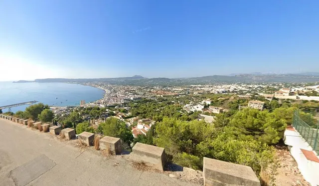 SOLAR URBANO EN LA EXCLUSIVA BAHÍA DE JÁVEA !! — 3