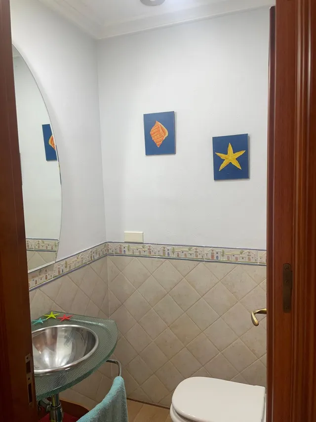 SE VENDE PRECIOSO ADOSADO EN CIUDAD JARDIN — 28