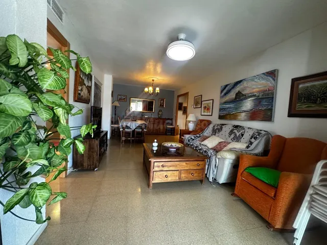 PISAZO cerca de la playa — 2