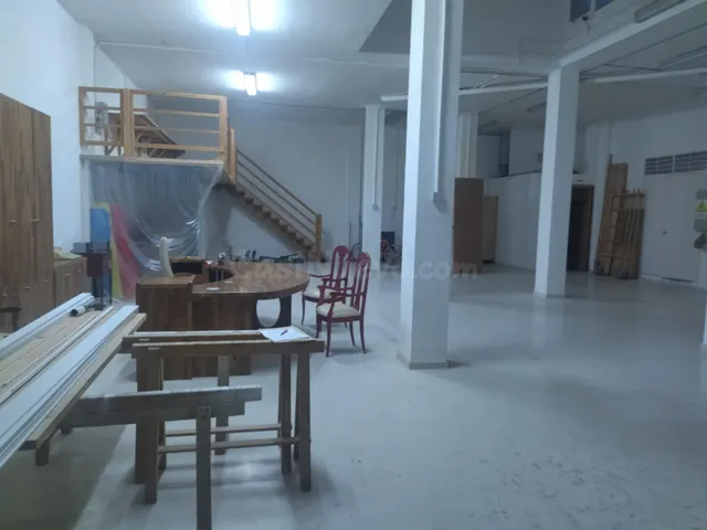 LOCAL COMERCIAL - foto 3