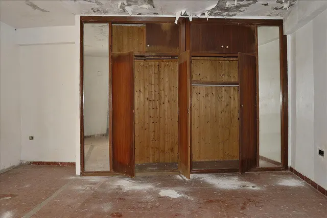 ¡GRAN CASA ADOSADA DE 351 M2 CON ENORME POTENCIAL EN ALGECIRAS! — 11