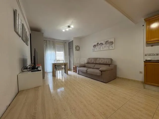 Estudio en venta - Pueblo