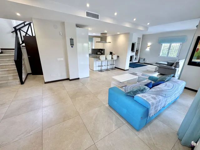 Chalet 5 habitaciones 220m² en venta - Marbella — 6