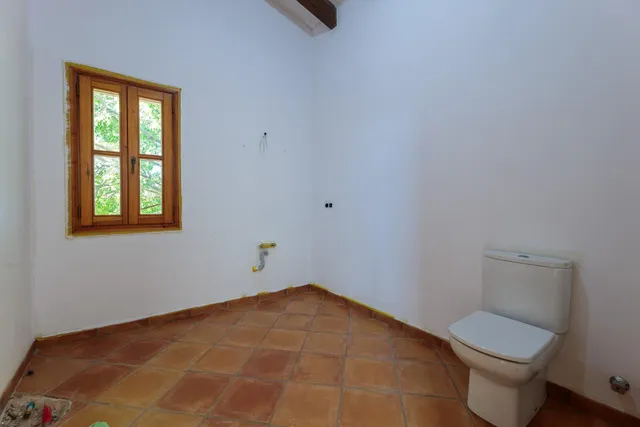 Casa rústica con amplio terreno en Santa Maria del Camí — 26