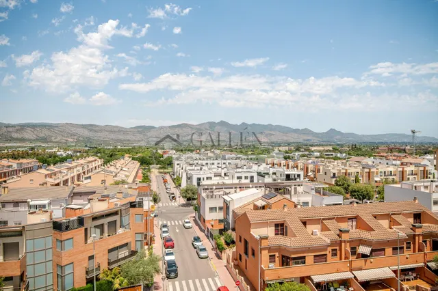 Espectacular Ático Dúplex con Terraza con Vistas al Desierto - foto 5