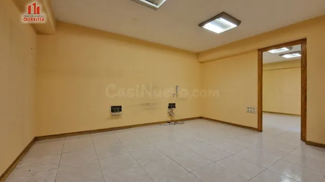 ATENCIÓN INVERSORES!!! OFICINA EN PLENO CENTRO DE OURENSE. - foto 3