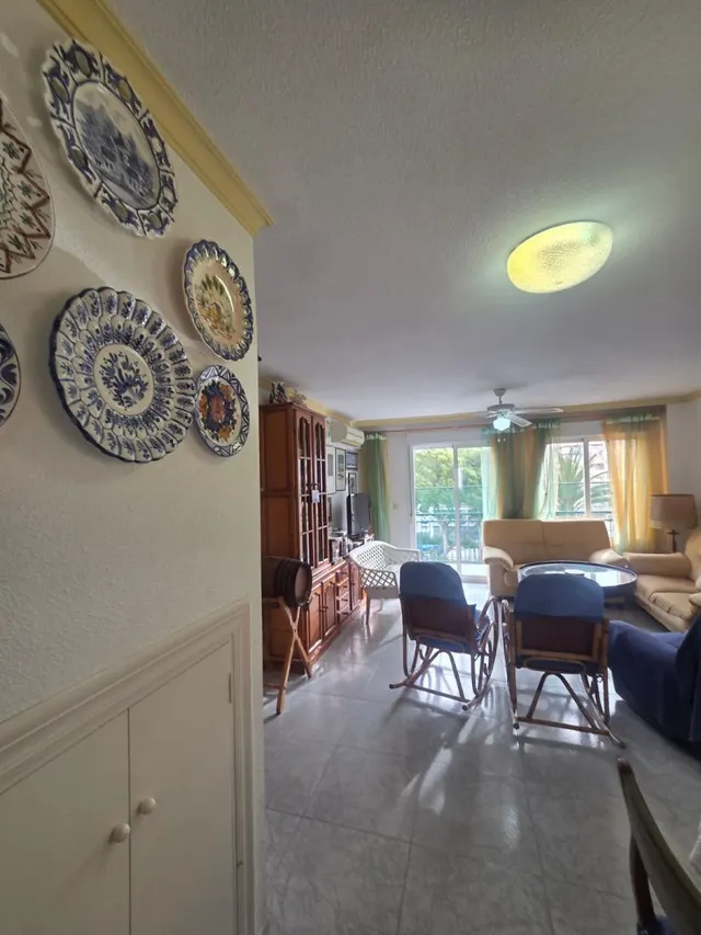 Piso de 150 m2, 4 dormitorios y garaje a un minuto de la playa — 16