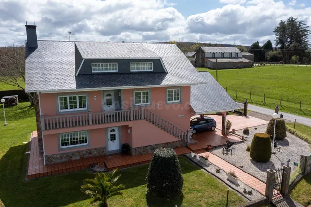 CASA CON JARDÍN EN AS PONTES - foto 2
