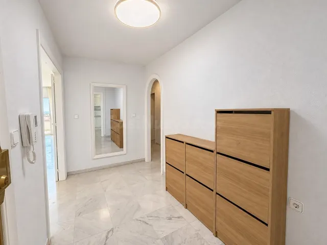 Espectacular piso céntrico en Motril - foto 2