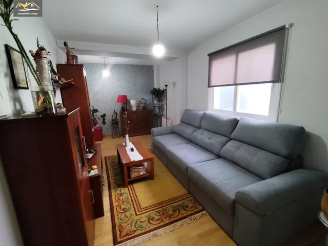 Amplio y Céntrico Piso Reformado en Ourense . Zona parque Barbaña. 0 — 17