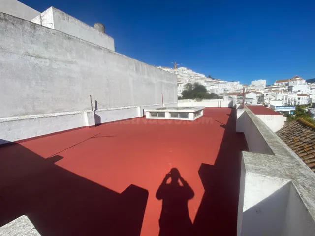 Oportunidad de Inversión y Vivienda en Ubicación Estratégica - foto 5