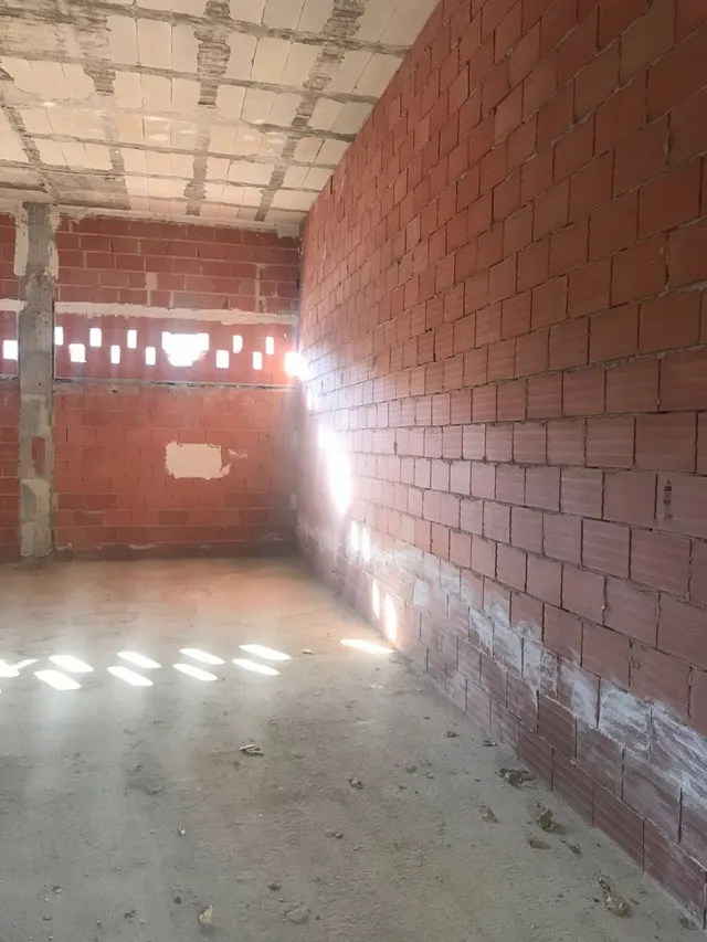 Local de 252 m2 en el poligono campo alto — 11